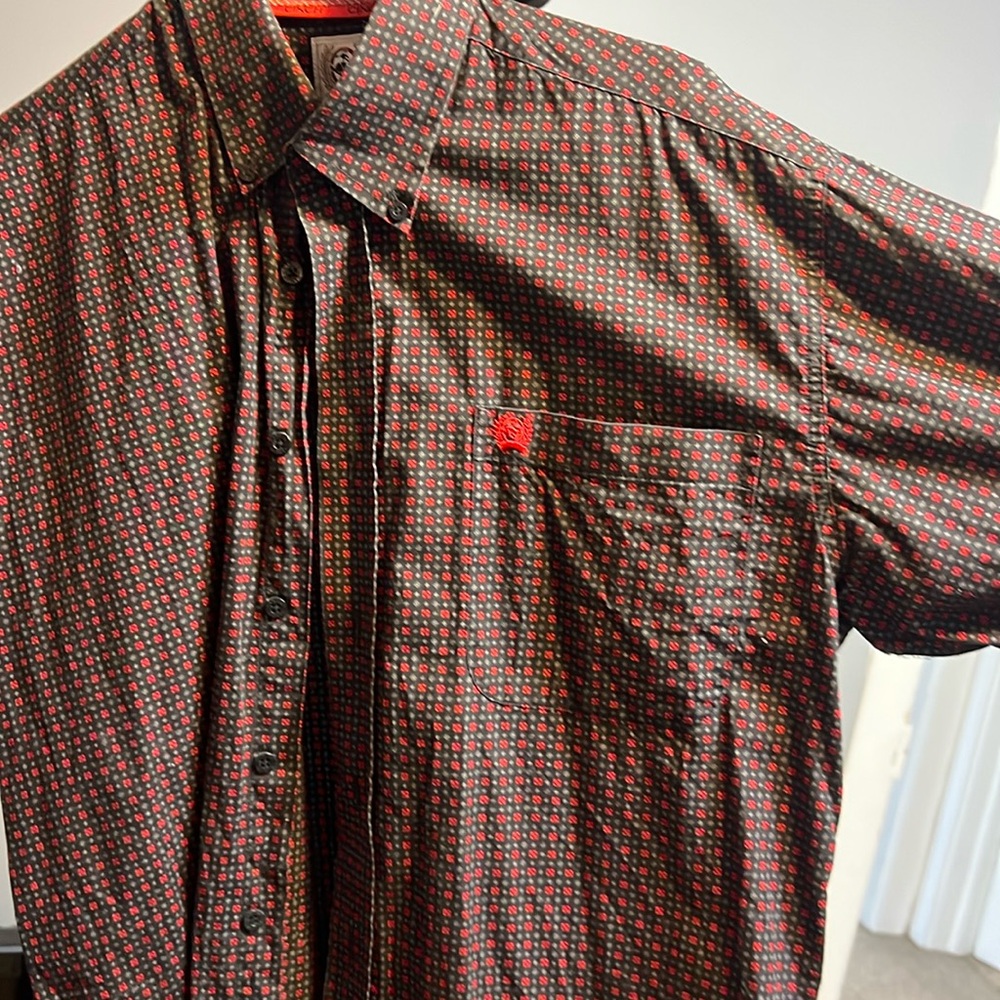 Cinch long sleeve button down